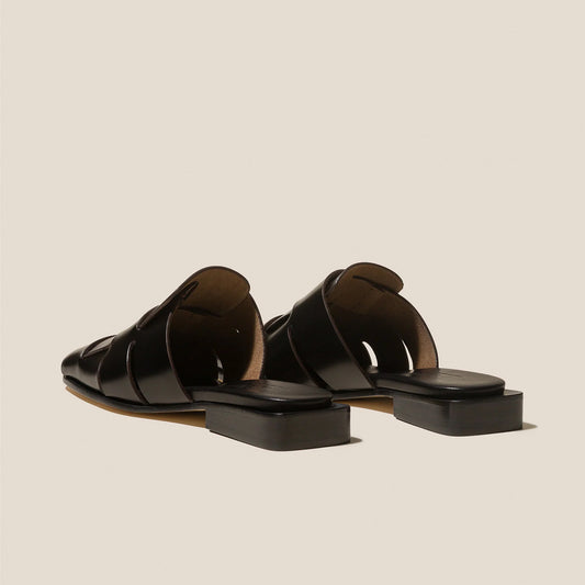 Coria Interwoven Mule in Black