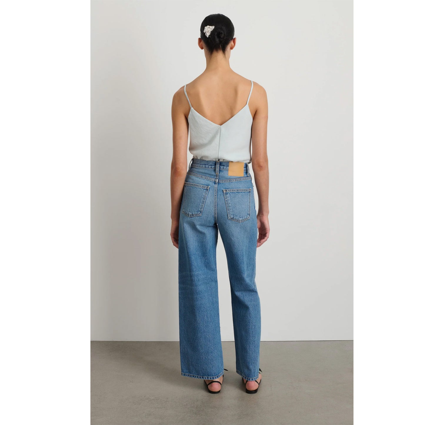 Elissa Jean in Tate Vintage