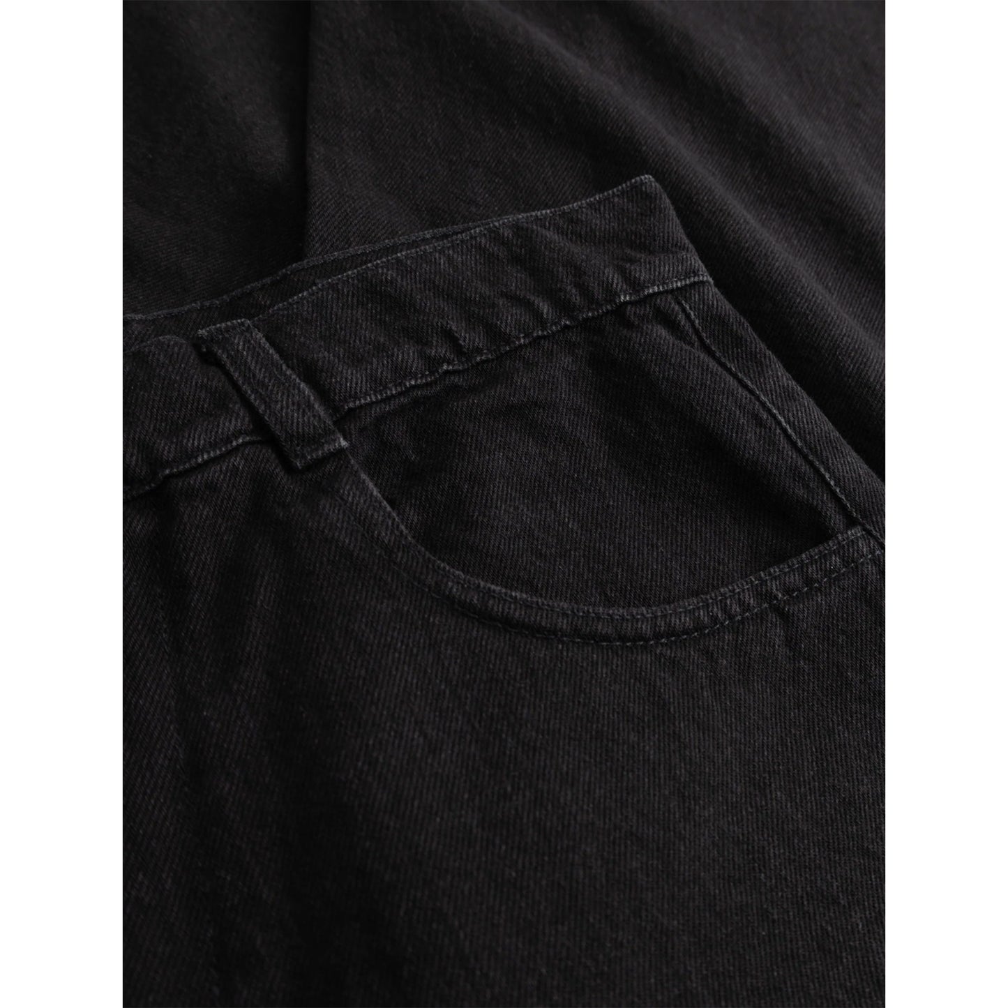 4 Pocket in Washed Black