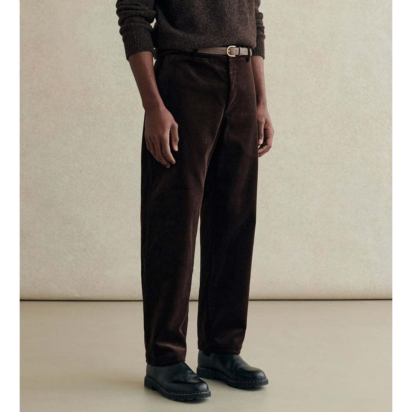 Balloon Wide Wale Corduroy Trouser in Brown