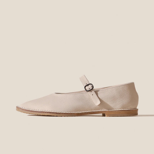 Brava Supple Shiny Mary Jane Flat in Cream