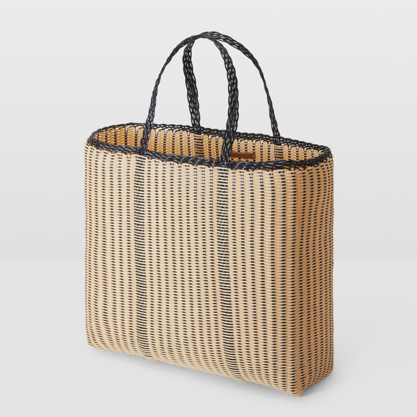 Edge Bicolor Large in Black + Cream