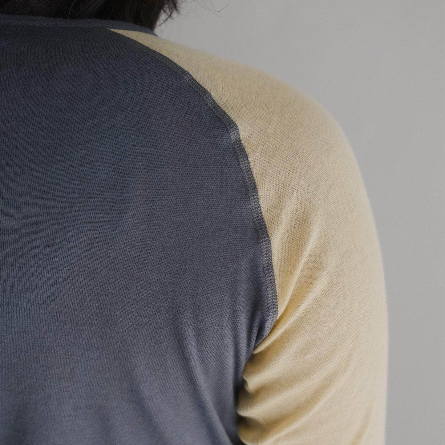 Gene Long Sleeve Tee in Amber Blue/Beige