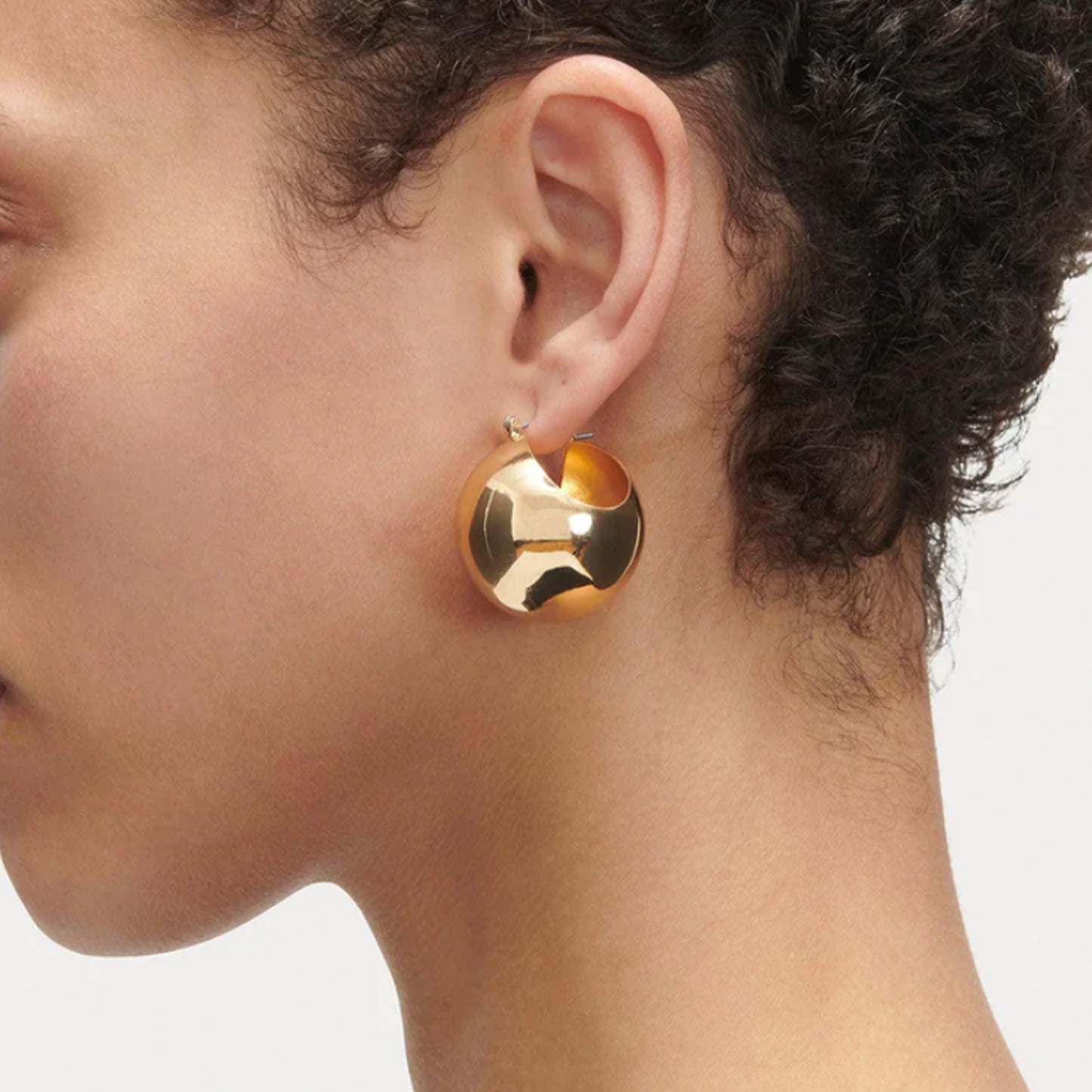 Large Keel Hoops in Gold