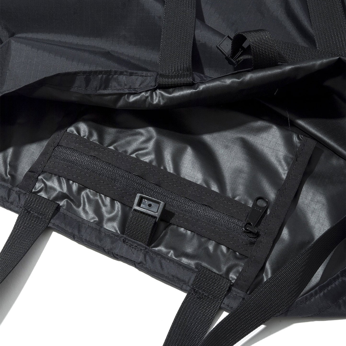 Packable Tote in Black