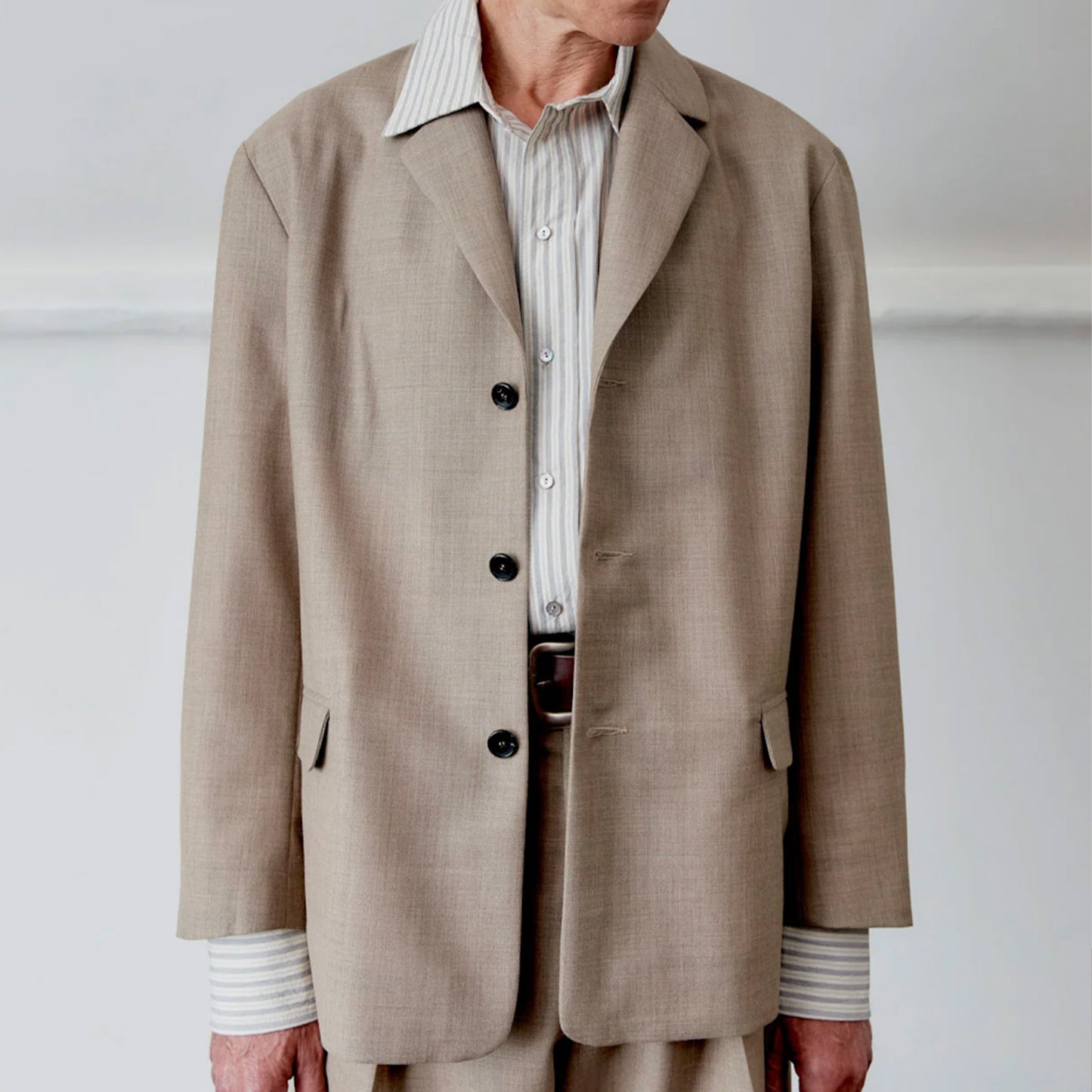 Sid Pure New Wool Blazer in Dark Beige