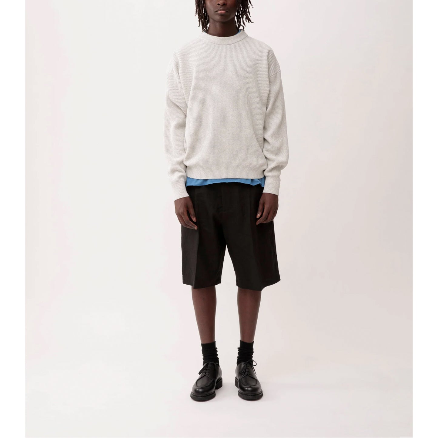 Standard in Pale Grey