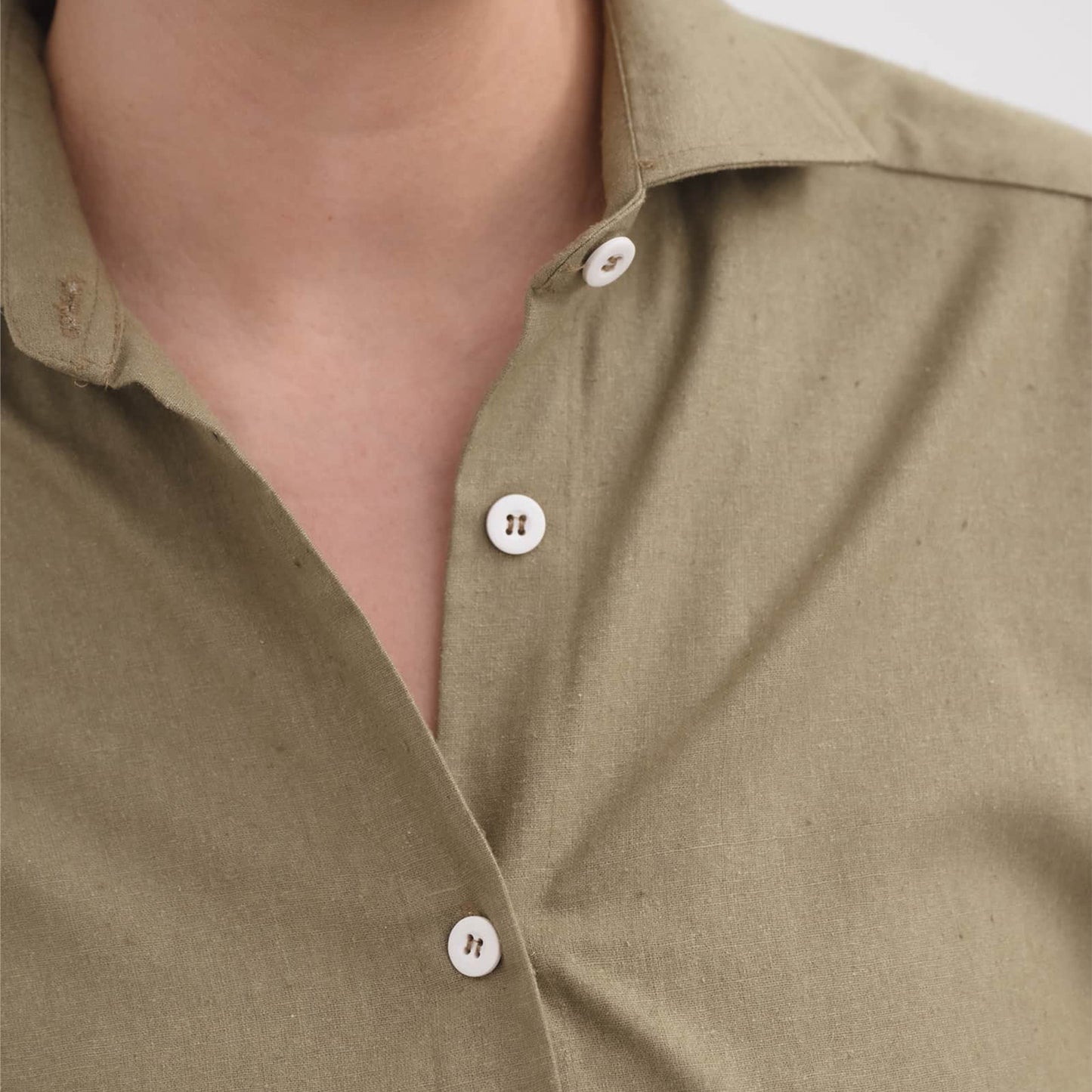 Wild Silk Shirt in Lua Green