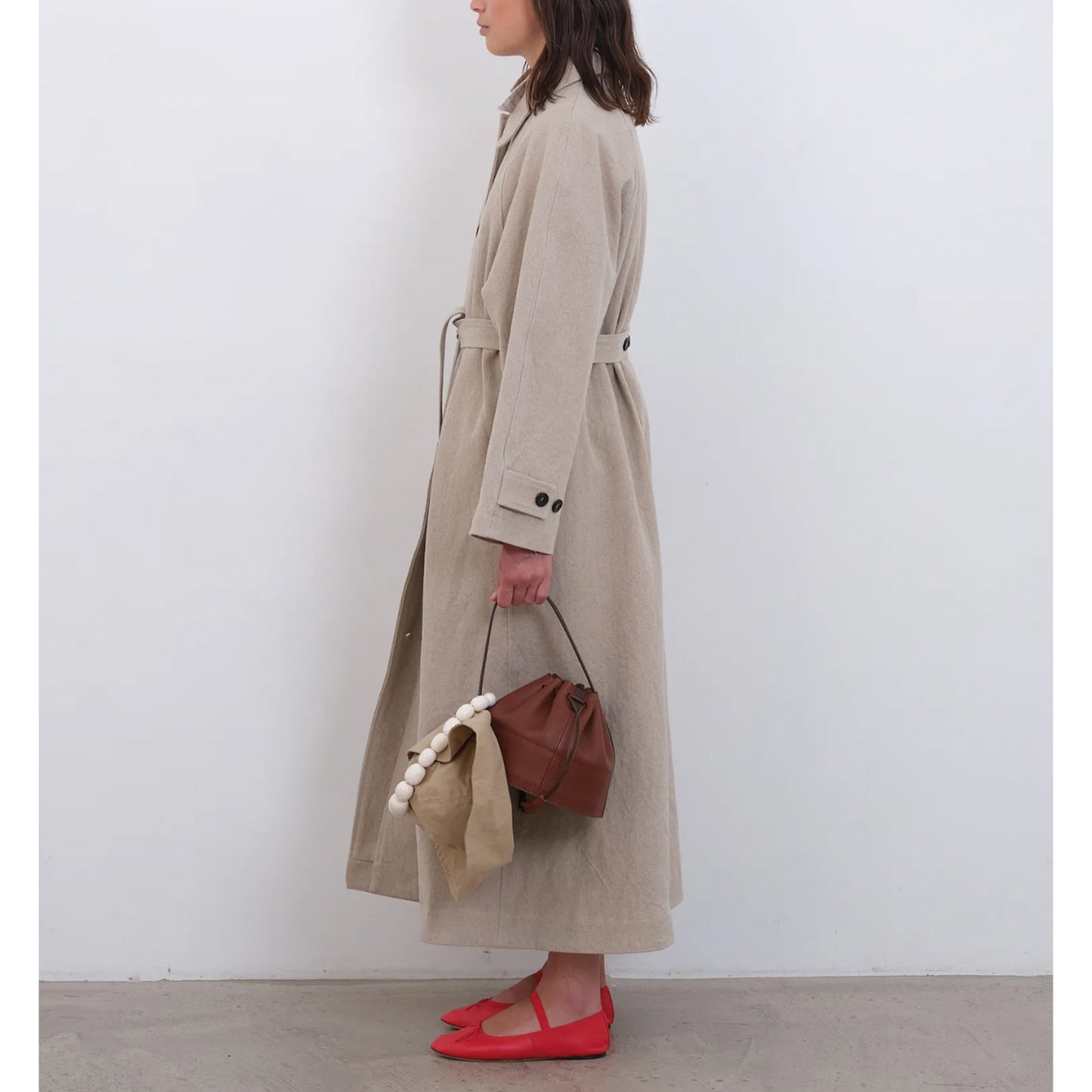Japanese Flax Cotton Gabardine Wickham Trench in Oatmeal